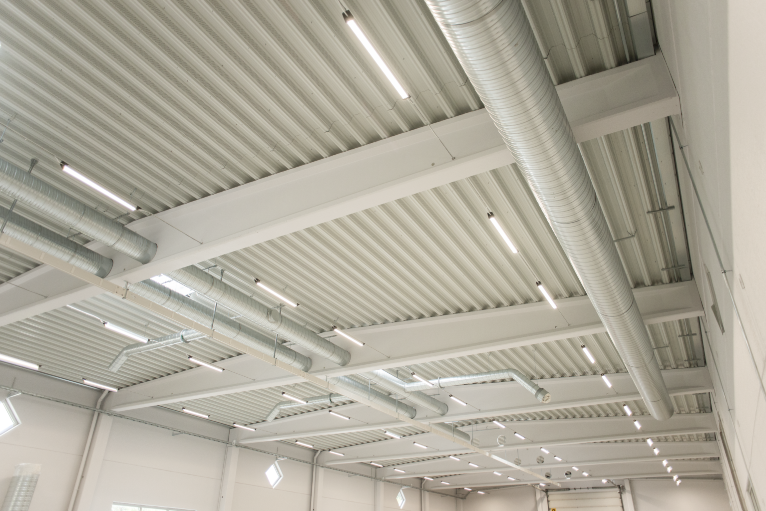 Köp Industriarmatur Irrbloss från oss på Light by Sweden!