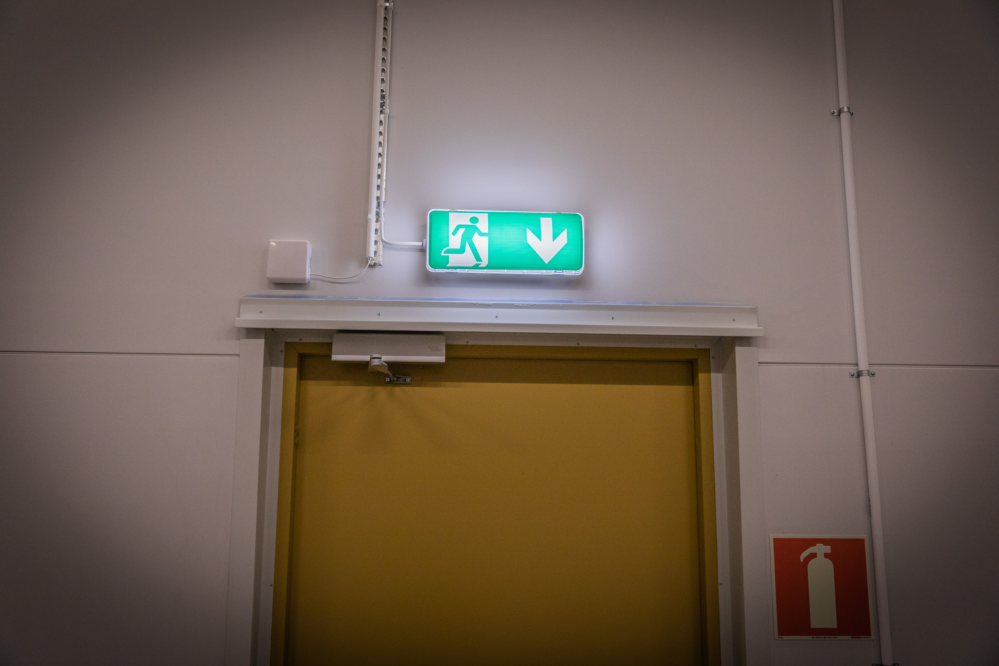 Belysning brandstation. Armaturer från Light by Sweden